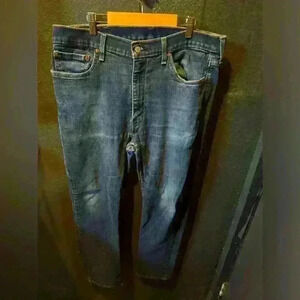 Men’s Levi’s Dark Wash 514 Straight Leg Jeans Size 38